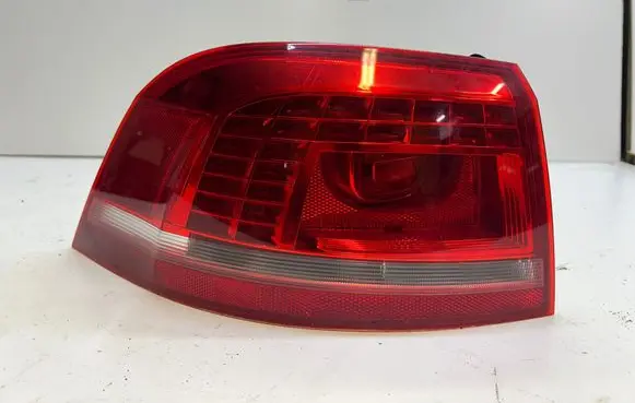 Audi A4 S4 B8 8K Rear/tail lights A046341