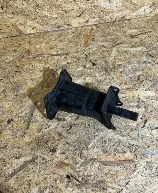 Mercedes-Benz R W251 Front bumper shock/impact absorber 05310034