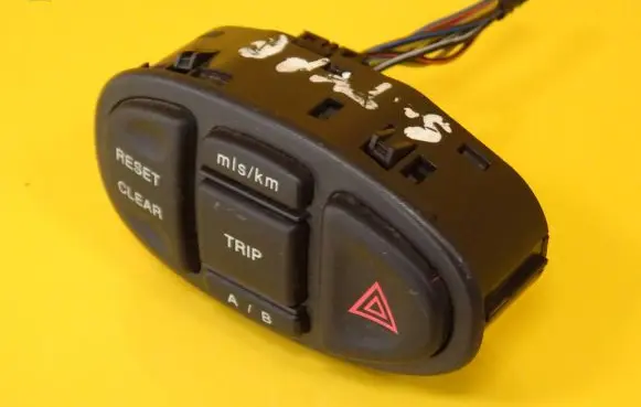 Jaguar S-Type Hazard light switch