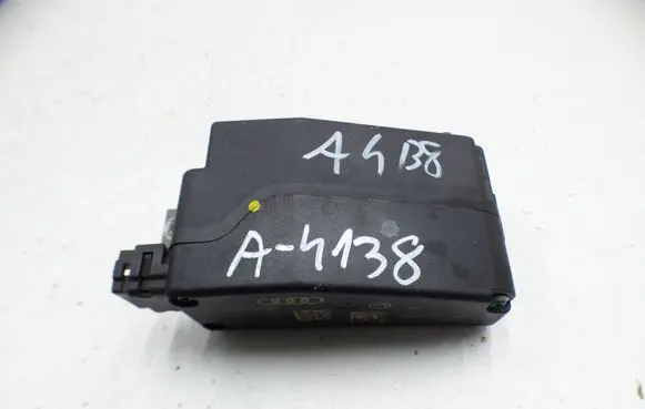 Audi A4 S4 B8 8K Steering wheel lock 8K0905852D