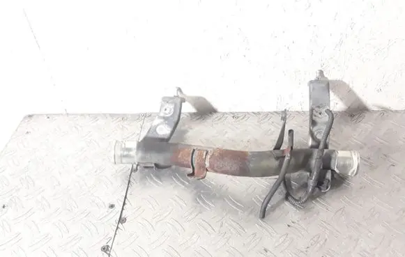 Lexus IS 220D-250-350 Engine coolant pipe/hose
