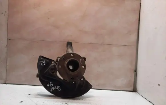 Volkswagen PASSAT B3 Front wheel hub