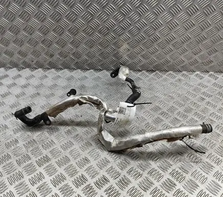 Audi Q5 SQ5 Engine coolant pipe/hose 06L121085AH