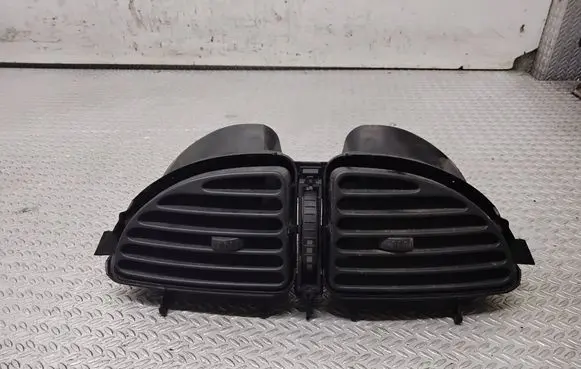 Citroen C5 Dash center air vent grill 963261727A