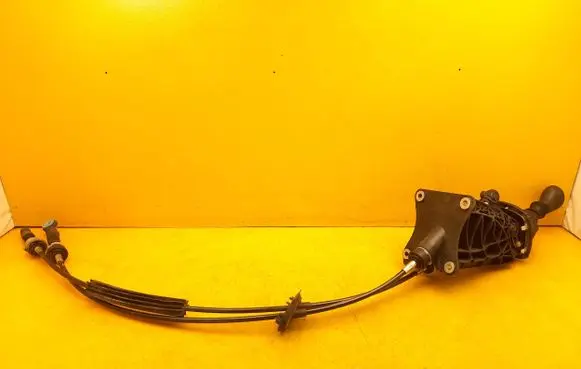 Mercedes-Benz V Class W447 Gear shift cable linkage A4472601351