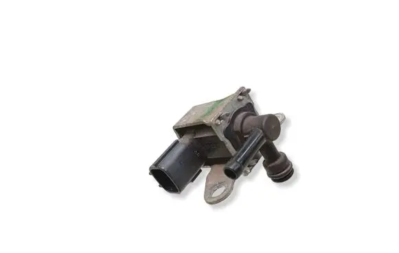 Nissan Note (E12) Turbo solenoid valve K5T46791
