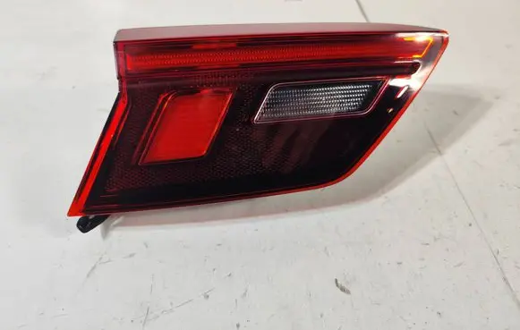 Volkswagen Tiguan Tailgate rear/tail lights 5NA945093F 2SA01252001