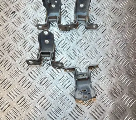 Mazda 5 Front door hinge set 