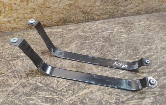 Jaguar XE Fuel tank mounting bracket GX739055AC