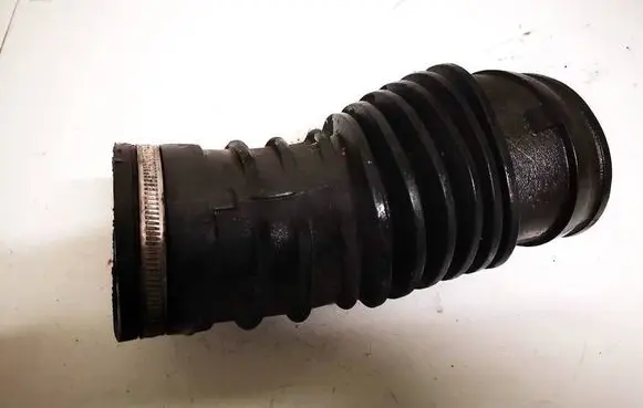 Air intake hose/pipe