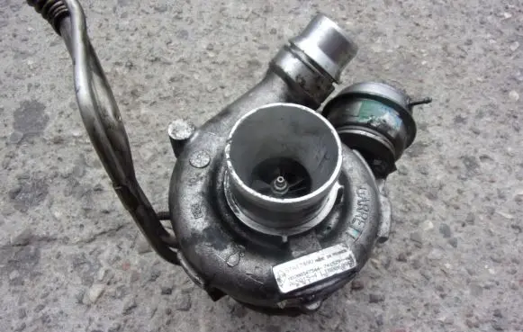 Mercedes-Benz C W204 Turbo A6460900080