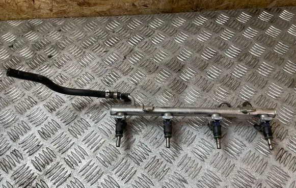 Mercedes-Benz B W245 Fuel main line pipe A2660700595