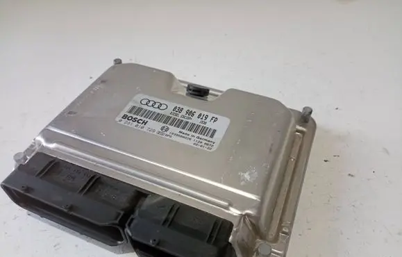 Audi A4 S4 B6 8E 8H Engine control unit/module 038906019FP 1039S00226 0281010729