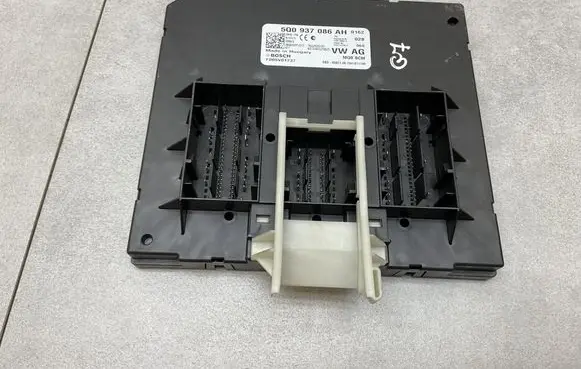 Volkswagen Golf VII Comfort/convenience module 5Q0937086AH