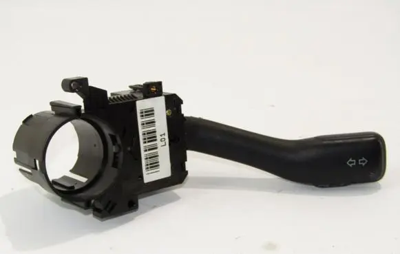Volkswagen PASSAT B5 Light switch 8L0953513G