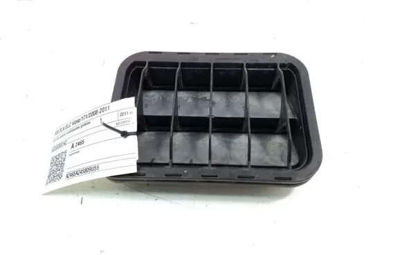 Mercedes-Benz SLK R171 Fender grill A2038300142