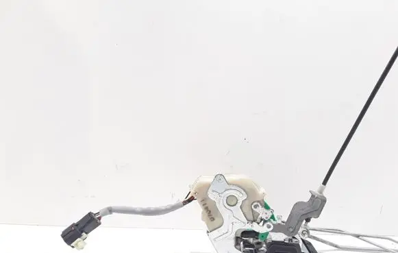 KIA Sorento Front door lock A045777