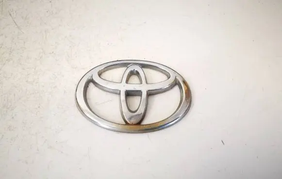 Toyota RAV 4 (XA20) Manufacturer badge logo/emblem 