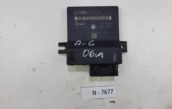 Audi A6 S6 C6 4F Gateway control module 4F0907468D