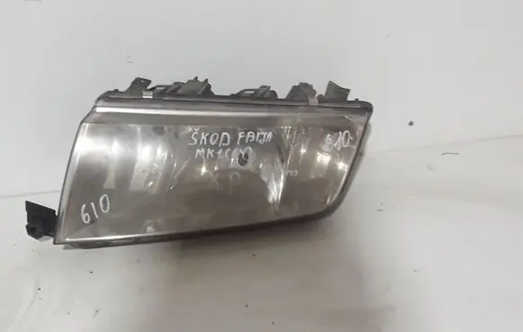 Skoda Fabia Mk1 (6Y) Headlight/headlamp