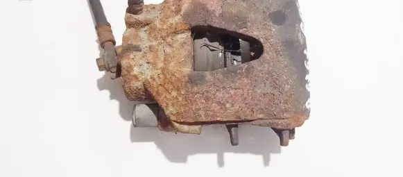 Volkswagen Golf IV Front brake caliper