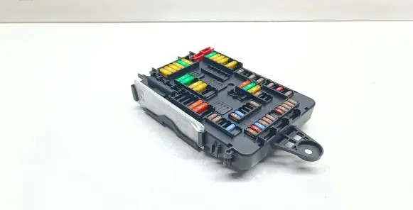 BMW 1 F20 F21 Fuse module 9337884