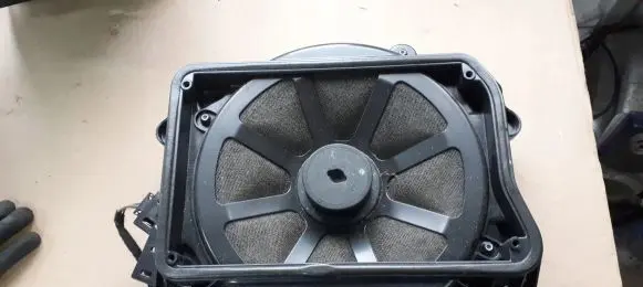 Audi A6 S6 C7 4G Subwoofer speaker 4G1035709