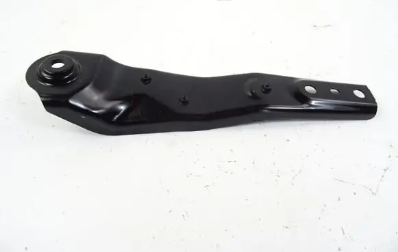 Nissan X-Trail T33 Engine mount bracket X-TRAIL
