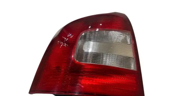 Skoda Octavia Mk2 (1Z) Rear/tail lights 1Z9945095A
