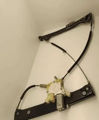 BMW 6 F06 Gran coupe Front door window regulator with motor 7303785 42122001 7125257