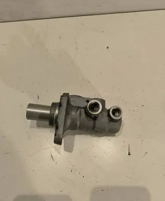 Ford Mondeo MK IV Master brake cylinder A1s17mg