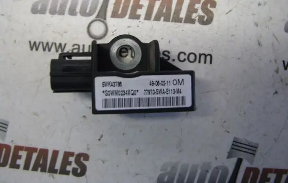 Honda CR-V Airbag deployment crash/impact sensor 77970SWAE113M4