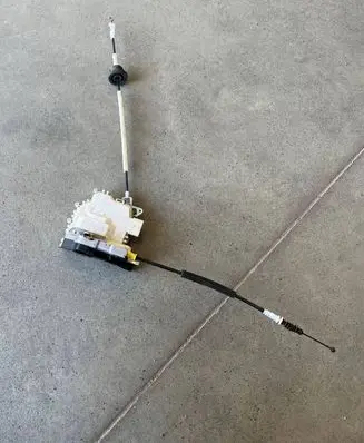 Audi A5 8T 8F Rear door lock 8K0839016C