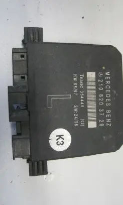 Mercedes-Benz E W210 Door control unit/module 2108203726