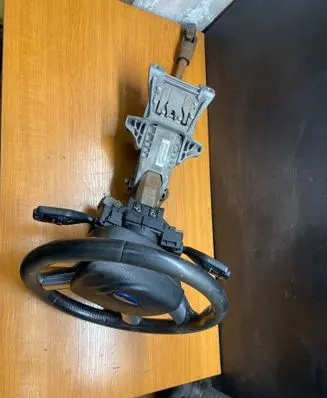 Ford Focus C-MAX Steering wheel axle ZG520149B FU39