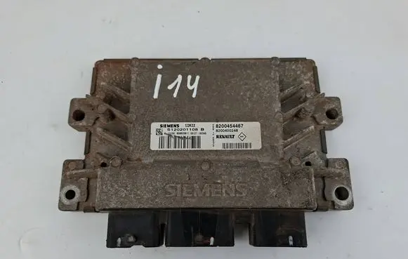 Renault Clio III Engine control unit/module 8200454467 S120201108B