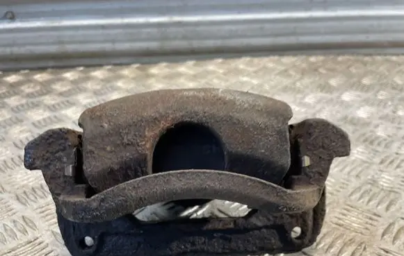 Mazda 6 Front brake caliper