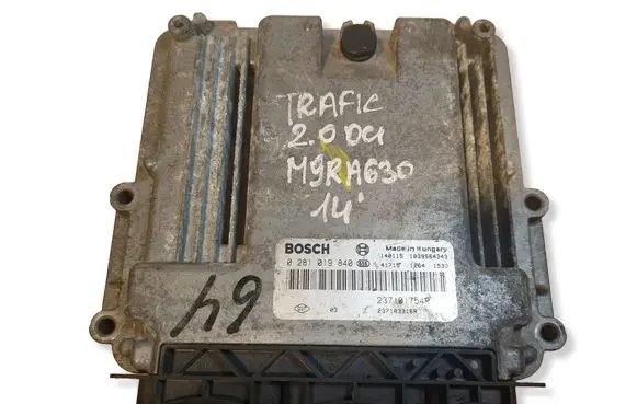 Renault Trafic II (X83) Engine control unit/module ECU 0281019840 237101754R 237103316R