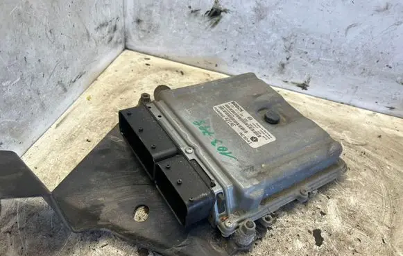 Chrysler 300 - 300C Engine control unit/module ECU 04896421AE