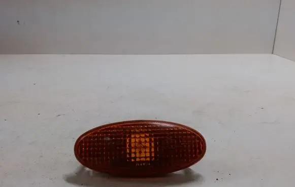 Nissan Almera Tino Front fender indicator light 6R01458