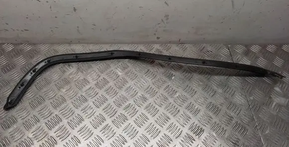 Porsche Macan (95B) Rubber seal rear door 95B839761B