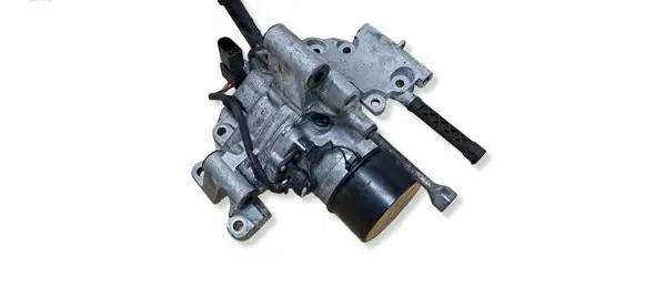 BMW 5 G30 G31 G38 Water pump 8490650