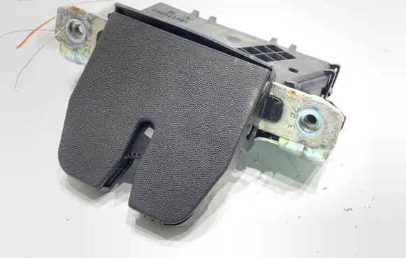 Opel Astra H Tailgate exterior lock 