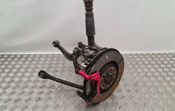 Rear wheel hub spindle/knuckle