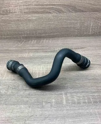 BMW X5 E53 Engine coolant pipe/hose 7505950 8377702