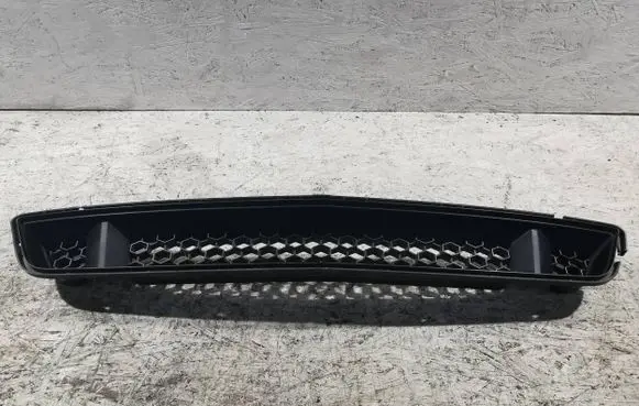 Ford Mustang VI Front bumper lower grill FR3B17K945 FNG4201 TM5493