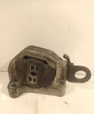 Volvo V70 Engine mount bracket 326d20