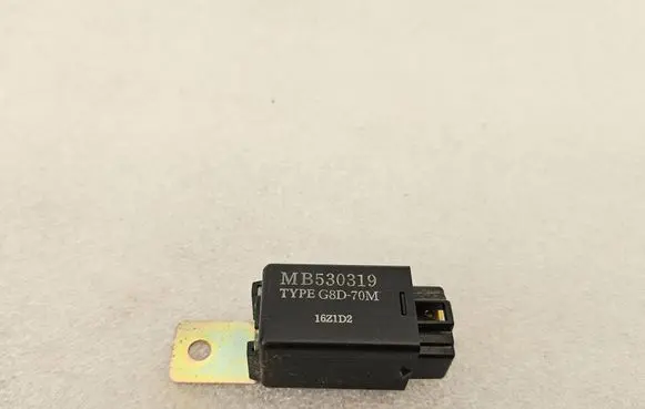Mitsubishi Eclipse (D21A/D22A/D27A) Other relay MB530319 16Z1D2