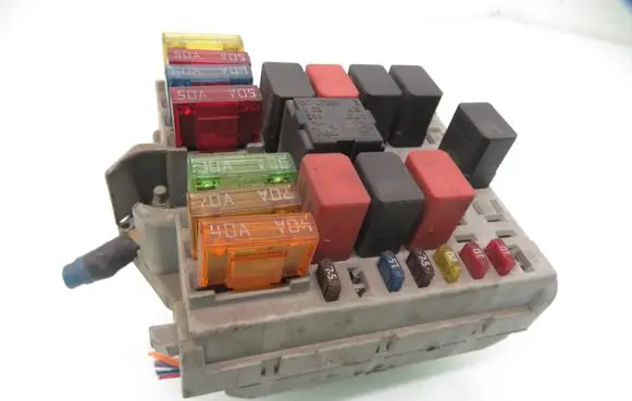 Fiat Punto (188) Fuse box set 46766777