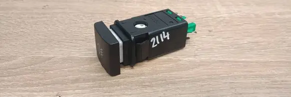 Fog light switch